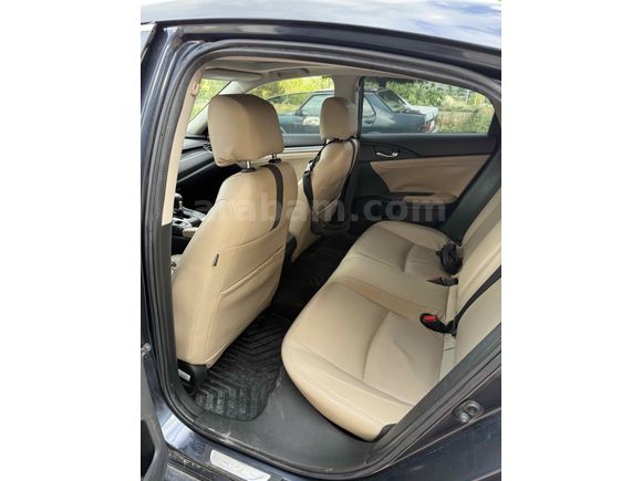  Honda Civic 1.6i VTEC Eco Elegance 2021 Model 