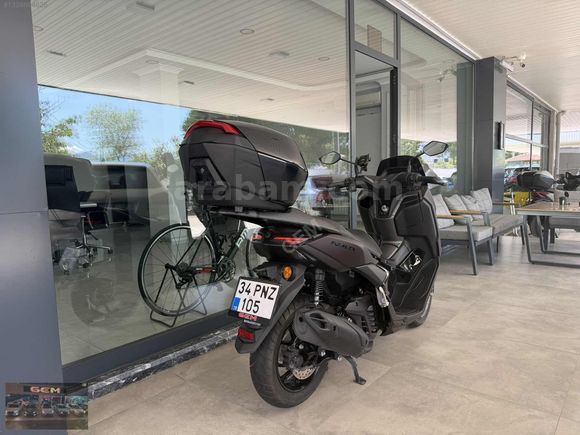 YAMAHA N-MAX 125 TECH MAX YENİ KASA FULL EXTRALI...