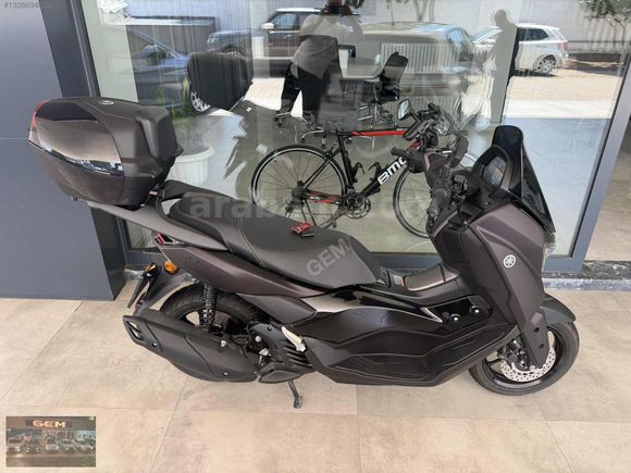 YAMAHA N-MAX 125 TECH MAX YENİ KASA FULL EXTRALI...