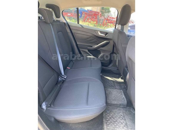 Sahibinden Ford Focus 1.0 EcoBoost Titanium Stil 2023 Model 