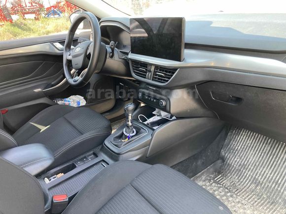 Sahibinden Ford Focus 1.0 EcoBoost Titanium Stil 2023 Model 