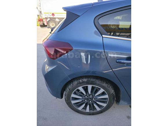 Sahibinden Ford Focus 1.0 EcoBoost Titanium Stil 2023 Model 