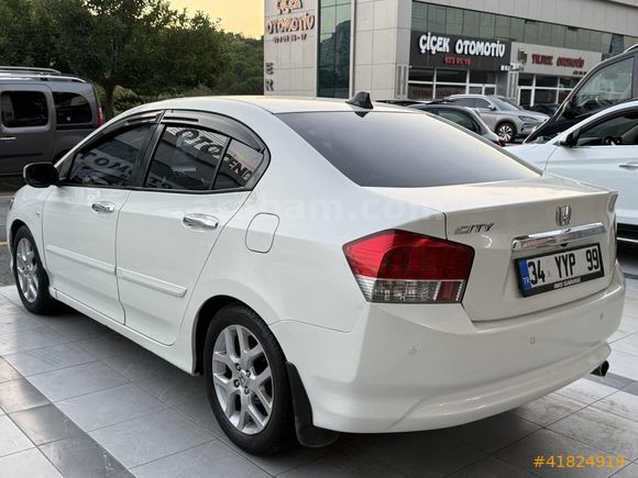 2009 HONDA CITY 1.4 ES 245 BIN KM'DE