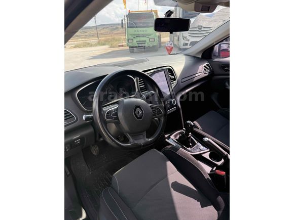 Sahibinden Renault Megane 1.6 Joy 2017 Model 