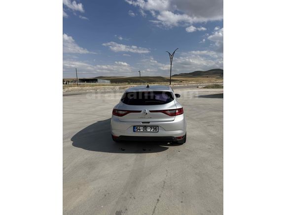 Sahibinden Renault Megane 1.6 Joy 2017 Model 