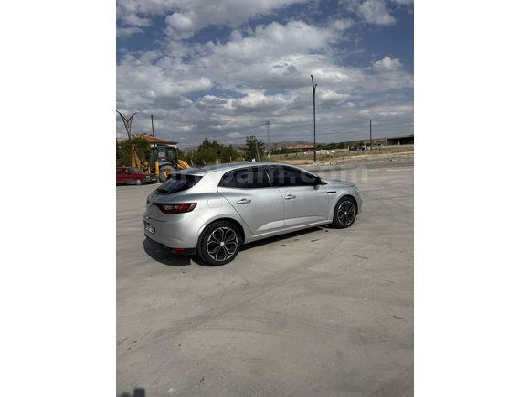 Sahibinden Renault Megane 1.6 Joy 2017 Model 