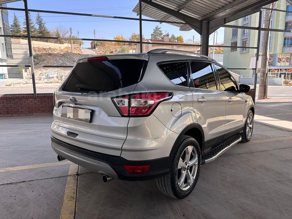 Hatasız boyasız  titanium ford kuga