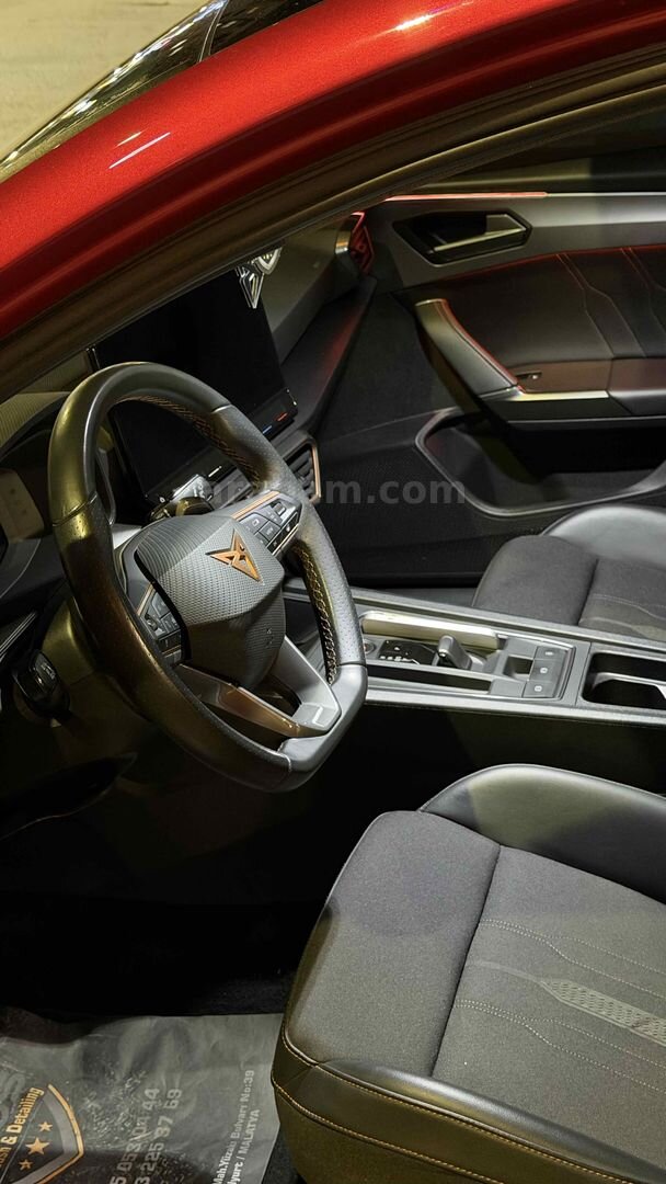 Sahibinden Cupra Leon 1.5 eTSI Standart 2023 Model Malatya 45.000 km Kırmızı 7