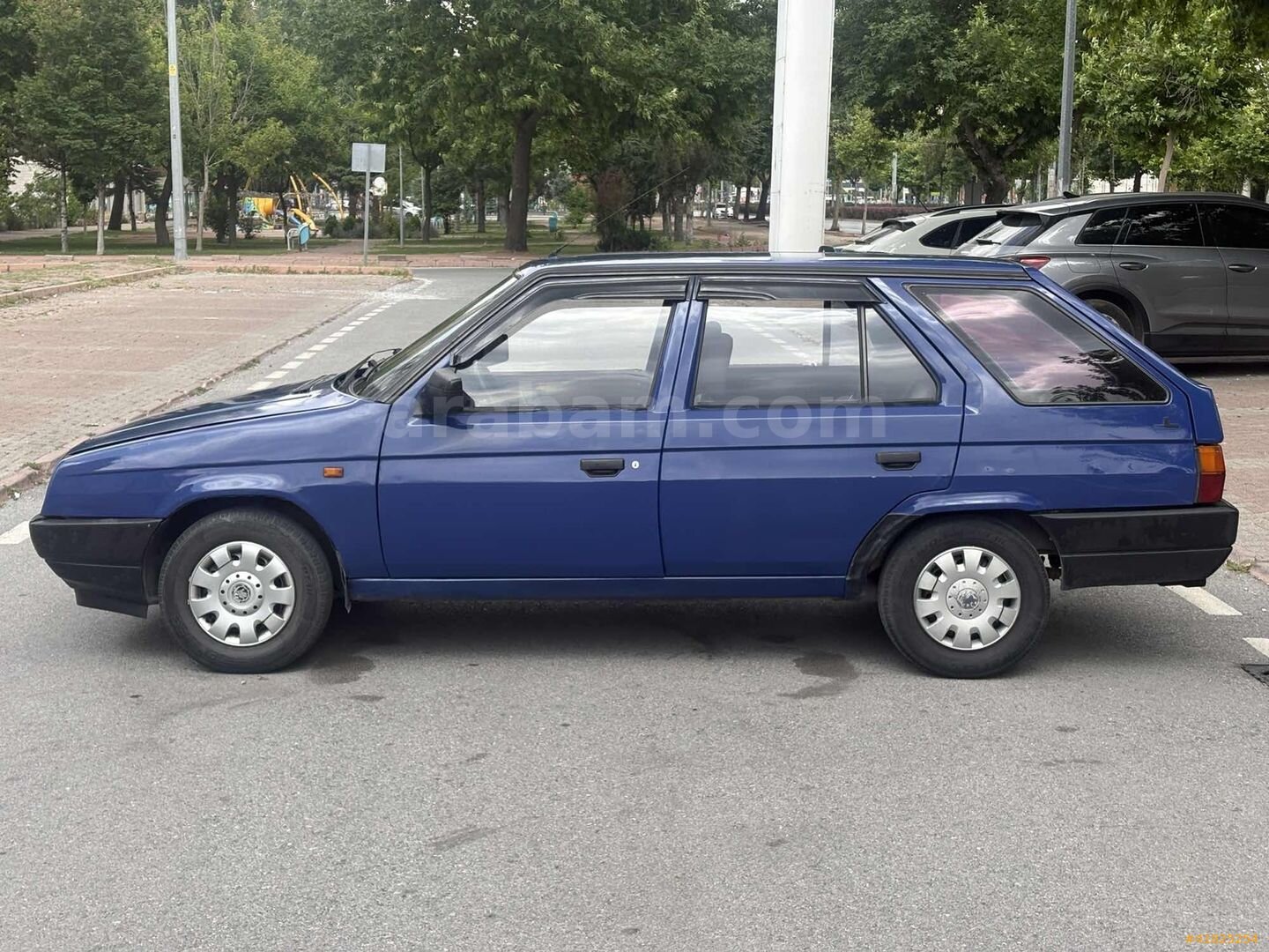 Galeriden Skoda Forman GLX 1994 Model Kayseri 330.000 km Mavi 3