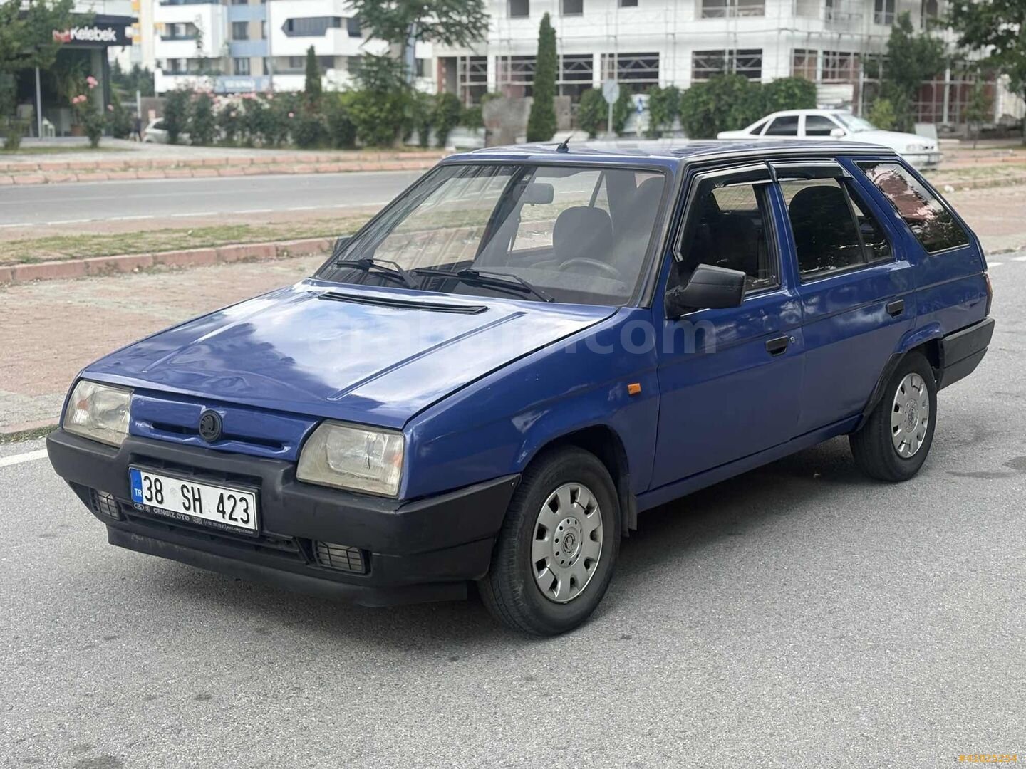 Galeriden Skoda Forman GLX 1994 Model Kayseri 330.000 km Mavi 2