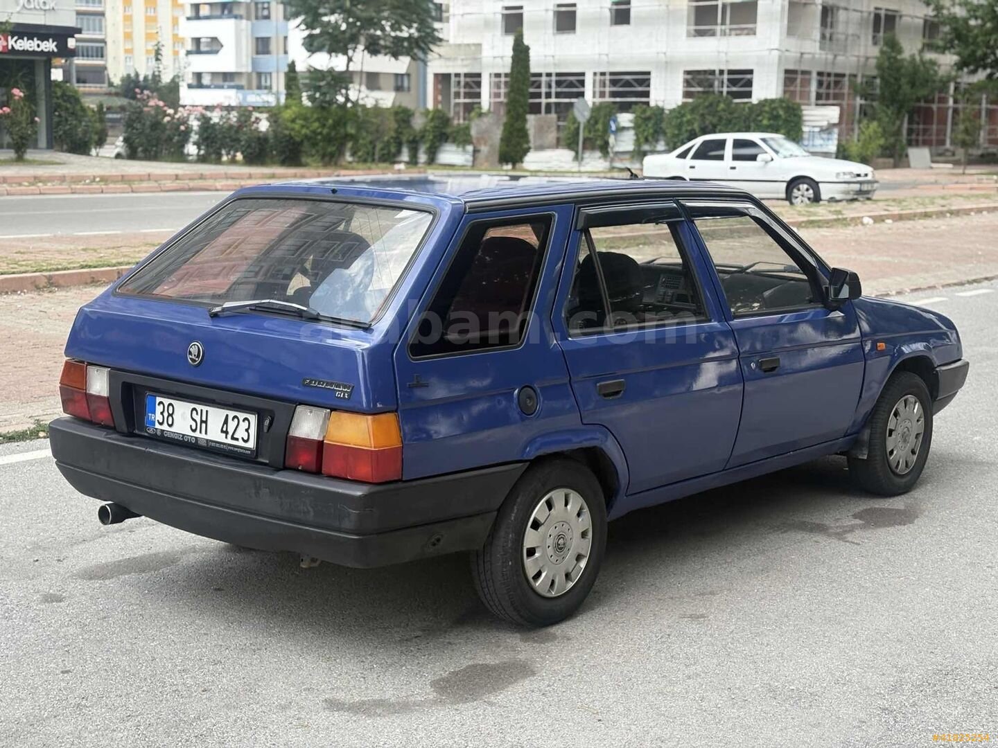 Galeriden Skoda Forman GLX 1994 Model Kayseri 330.000 km Mavi 6