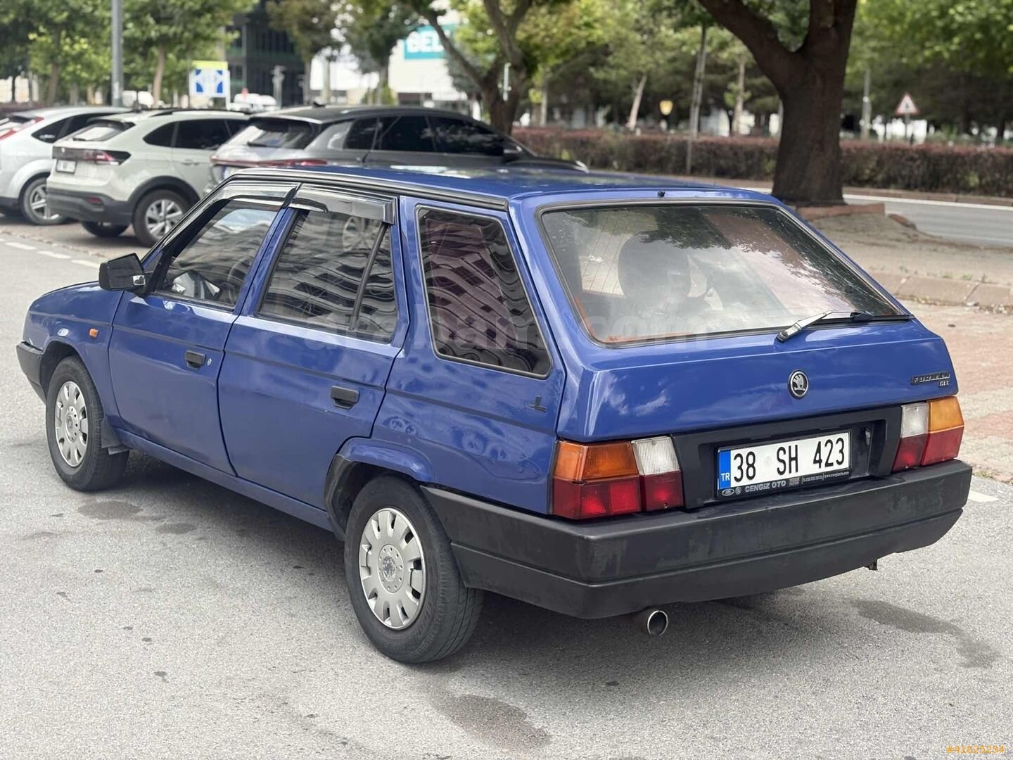 Galeriden Skoda Forman GLX 1994 Model Kayseri 330.000 km Mavi 4