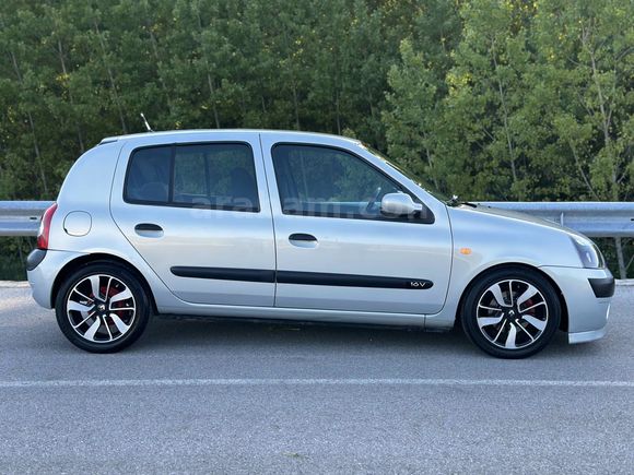 Sahibinden Renault Clio 1.2 Authentique 2004 Model 
