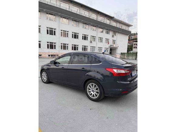 Sahibinden Ford Focus 1.6 TDCi Titanium 2013 Model 