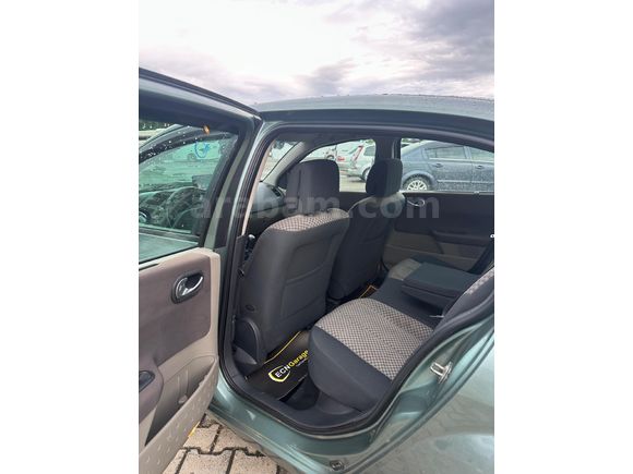 Sahibinden Renault Megane 1.5 dCi Dynamique 2005 Model