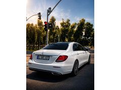 Sahibinden Mercedes - Benz E 180 Avantgarde 2017 Model  137.000 km Beyaz