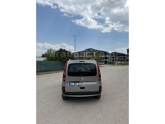Sahibinden Renault Kangoo Multix 1.5 dCi Authentique 2011 Model