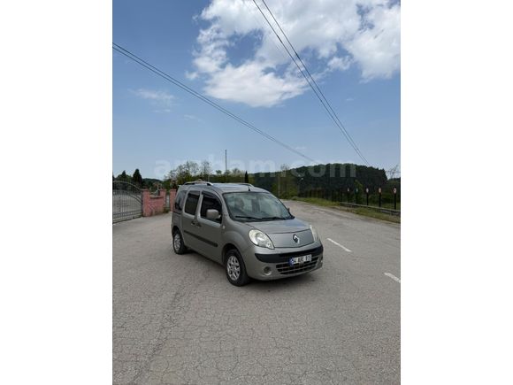 Sahibinden Renault Kangoo Multix 1.5 dCi Authentique 2011 Model