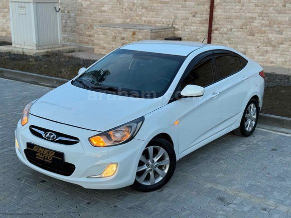 Sahibinden Hyundai Accent Blue 1.6 CRDI Mode Plus 2013 Model 