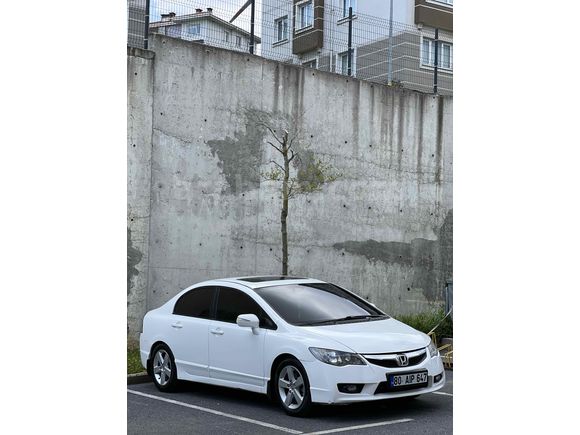 Sahibinden Honda Civic 1.6i VTEC Elegance 2012 Model 
