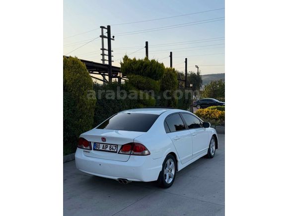 Sahibinden Honda Civic 1.6i VTEC Elegance 2012 Model 