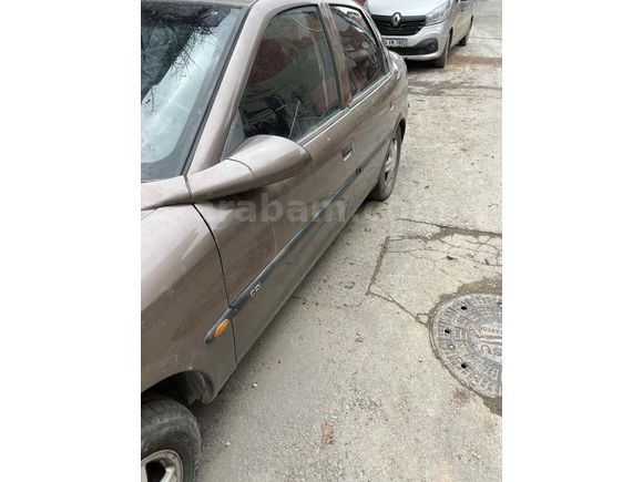 Sahibinden Opel Vectra 2.0 CD 1998 Model 