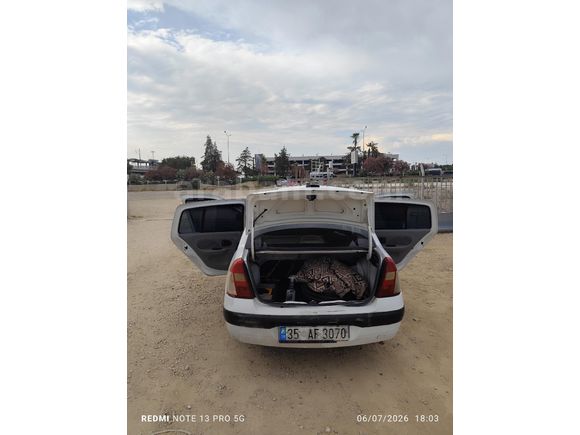 Sahibinden Renault Clio 1.4 2002 Model