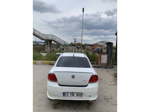 Sahibinden Fiat Linea 1.4 Fire Active Plus 2013 Model  235.000 km Beyaz