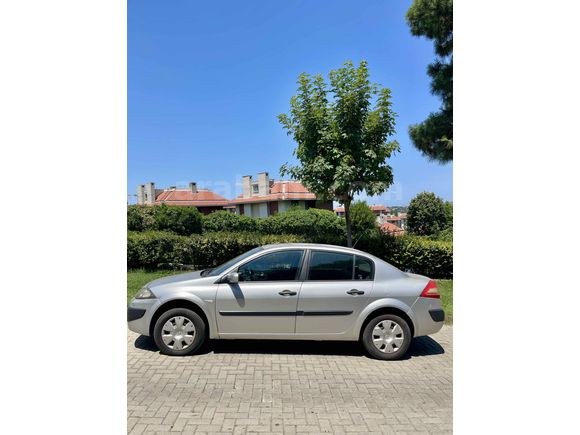 Sahibinden Renault Megane 1.5 dCi Authentique 2009 Model 