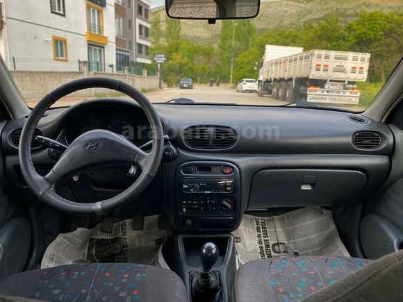 Sahibinden Hyundai Accent 1.5 GLS 1999 Model 