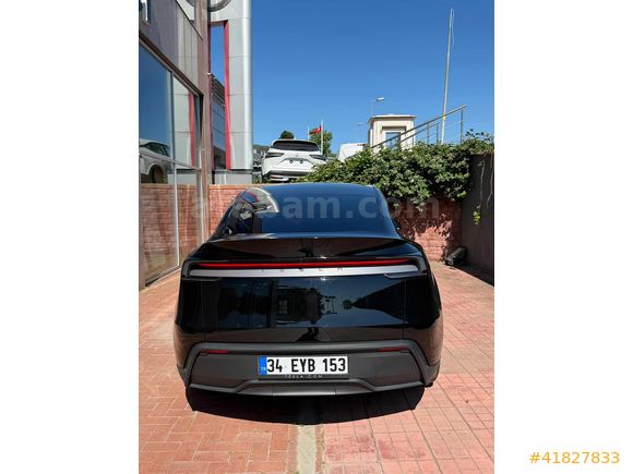 2025 TESLA MODEL Y STANDART JUNİPER YENİ KASA BOYASIZ