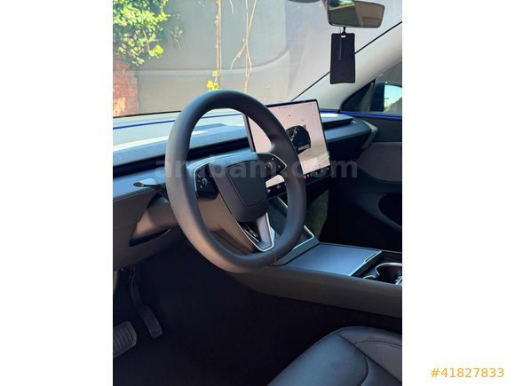 2025 TESLA MODEL Y STANDART JUNİPER YENİ KASA BOYASIZ