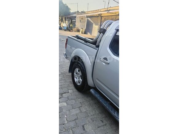 Sahibinden Nissan Navara 2.5 TDI 4x2 SE 2011 Model  460.000 km Gri (Gümüş)