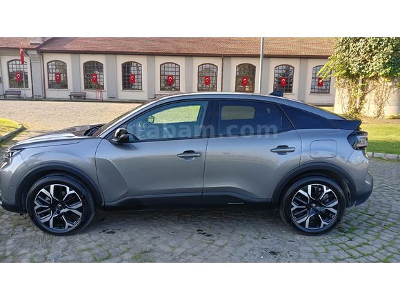 Sahibinden Citroen C4 1.2 PureTech Max 2025 Model  26500km Gri (Gümüş)