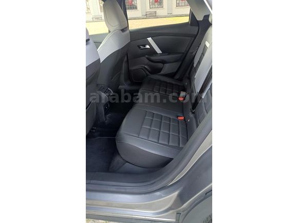 Sahibinden Citroen C4 1.2 PureTech Max 2025 Model  26500km Gri (Gümüş)