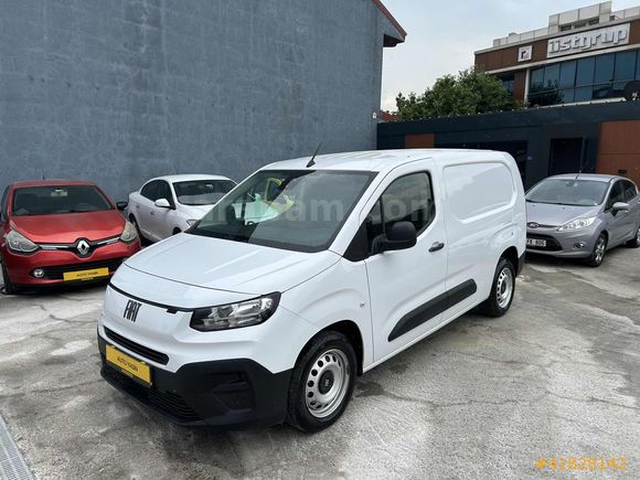 AUTO YASİN DEN 2025 DOBLO CARGO MAXİ 1.5
