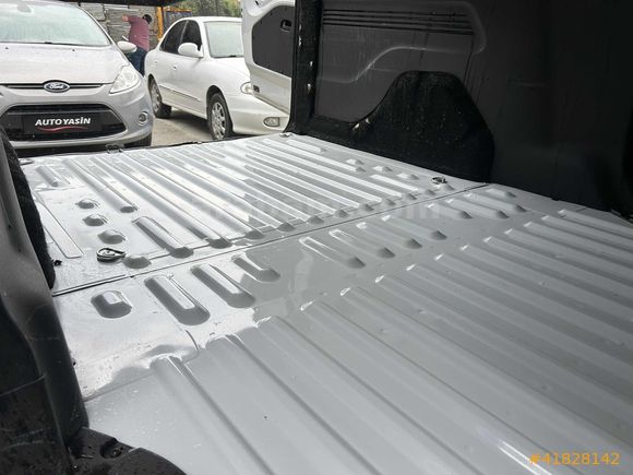 AUTO YASİN DEN 2025 DOBLO CARGO MAXİ 1.5