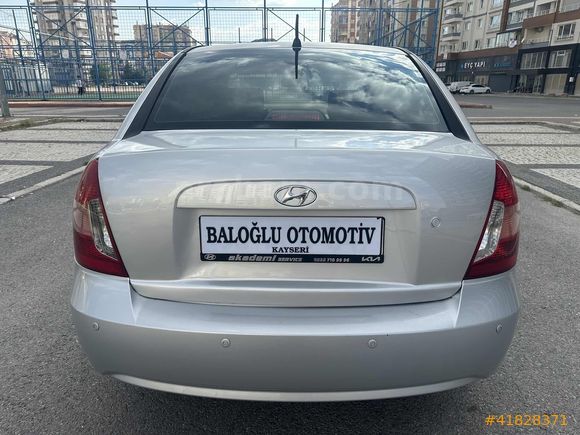 2010 model 143 binde 1,4 team abs modeli accent era karta 12 tk