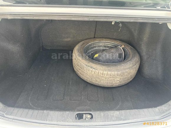 2010 model 143 binde 1,4 team abs modeli accent era karta 12 tk