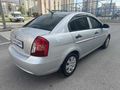 2010 model 143 binde 1,4 team abs modeli accent era karta 12 tk