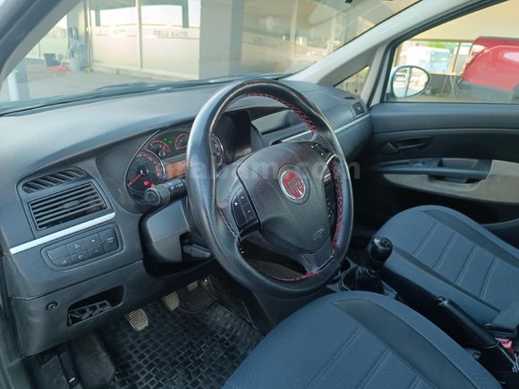 Galeriden Fiat Linea 1.3 Multijet Active Plus 2011 Model Mersin