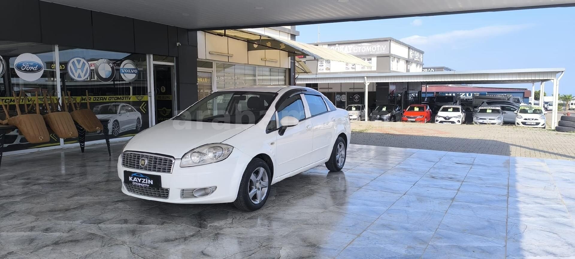 Galeriden Fiat Linea 1.3 Multijet Active Plus 2011 Model Mersin 303.000 km Beyaz 5