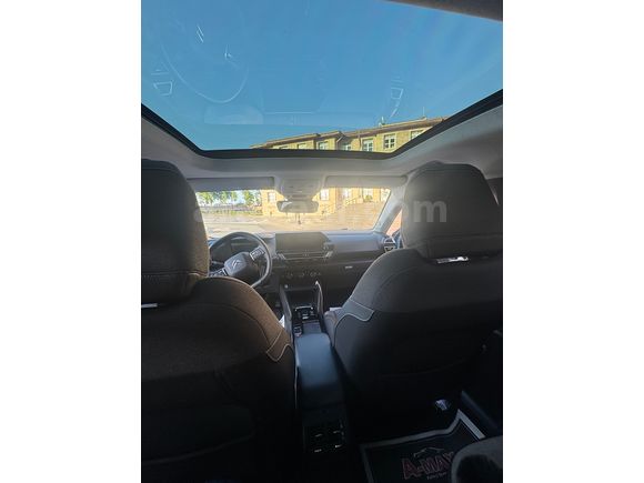 Sahibinden Citroen C4 1.2 PureTech Shine Bold 2023 Model Düzce