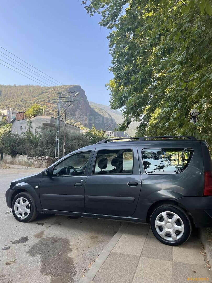 Galeriden Dacia Logan 1.5 dCi MCV Ambiance 2009 Model Osmaniye 445.000 km Füme 2