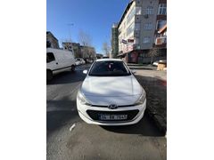 PAZARLIKSIZ TEMİZ Sahibinden Hyundai i20 1.4 CRDi Jump 2016 Model 