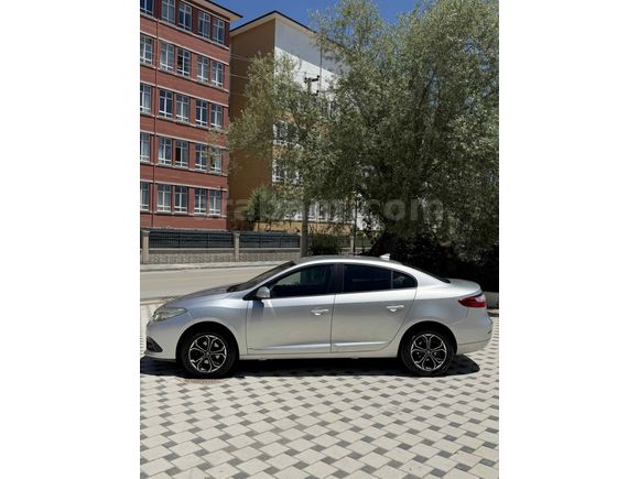 Sahibinden Renault Fluence 1.5 dCi Touch 2015 Model 