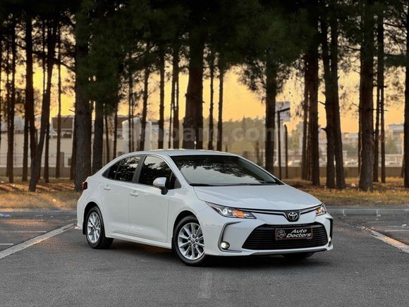Sahibinden Toyota Corolla 1.5 Dream 2022 Model 