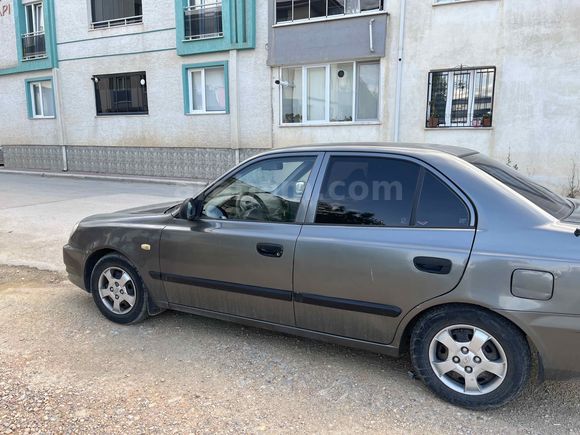 Sahibinden Hyundai Accent 1.3 Admire 2005 Model 