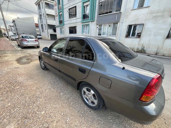Sahibinden Hyundai Accent 1.3 Admire 2005 Model 