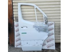 MERCEDES SPRİNTER SAĞ ÖN KAPI ORJINAL